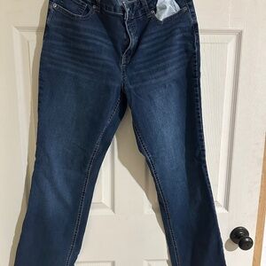 Maurice’s size 14 reg